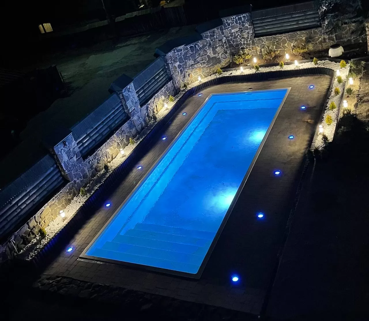 Композитные бассейны Grand Pool Чаши Grand Pool по доступной цене